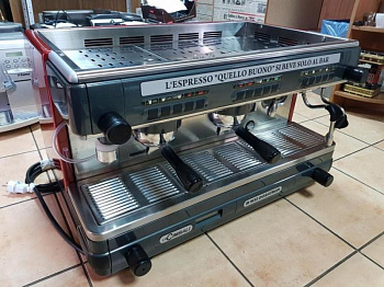 La Cimbali M32 dosatron